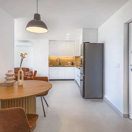 Skyline Suite Omis Exterior photo