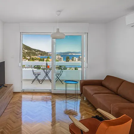 Skyline Suite Omis Exterior photo