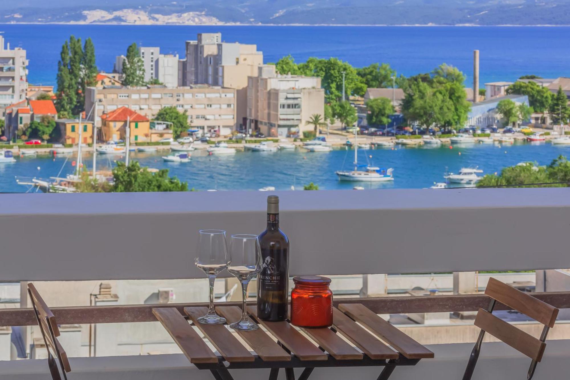 Skyline Omis