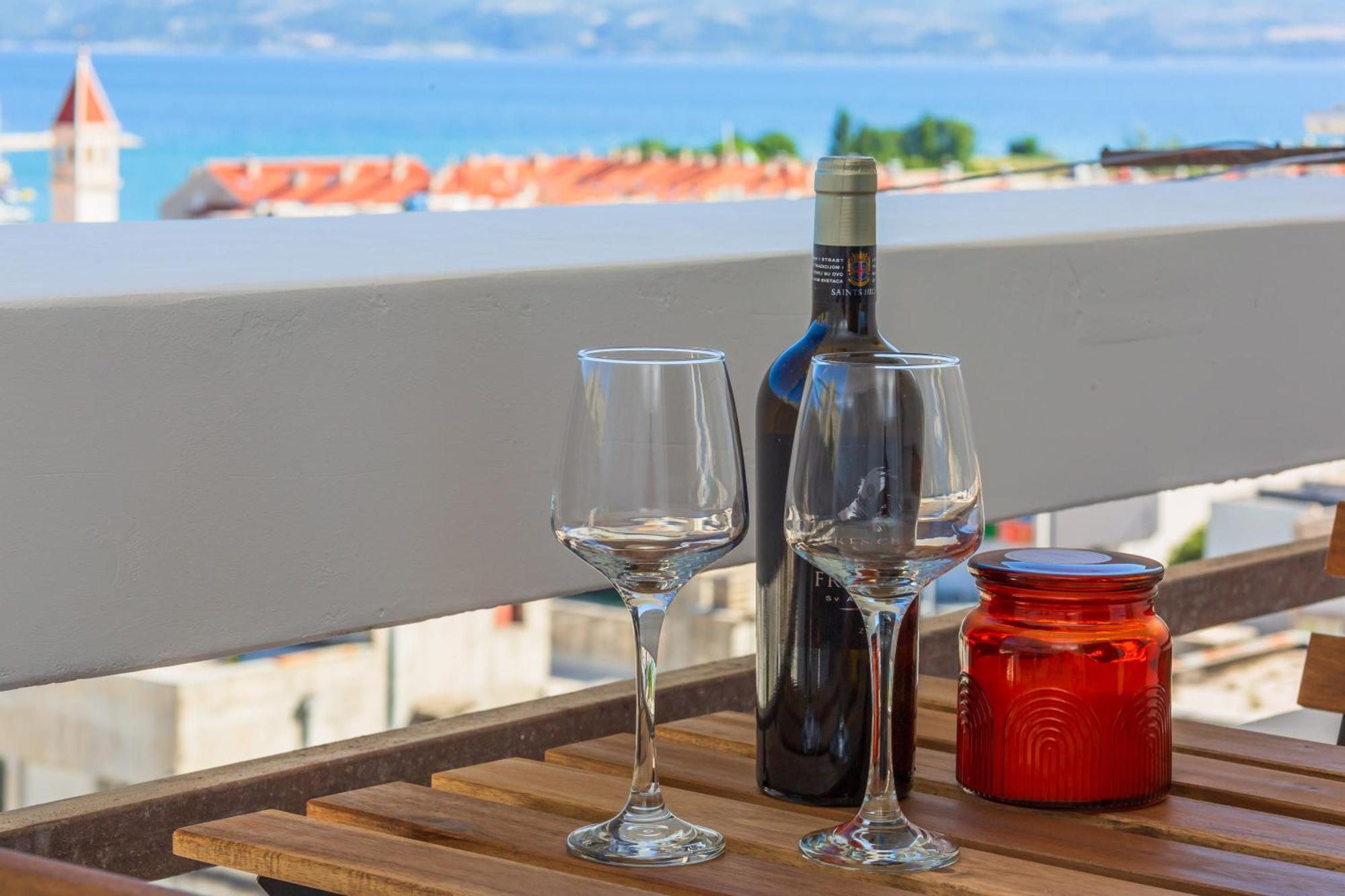 Skyline * Omis