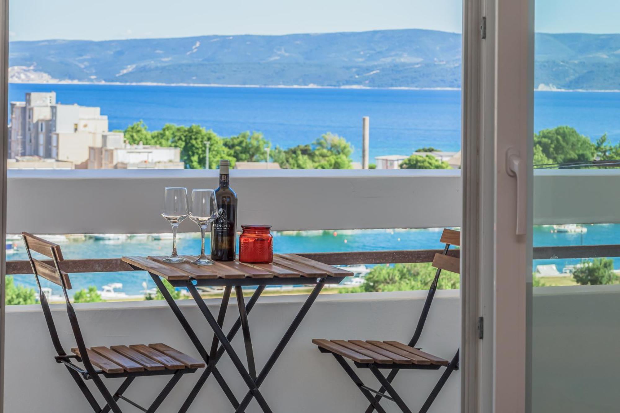 Skyline * Omis